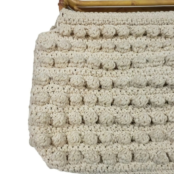 Neutral Beige 3D Crochet Knit Purse Wood Look Handles Lined Boho Nubby Handbag - Picture 2 of 9
